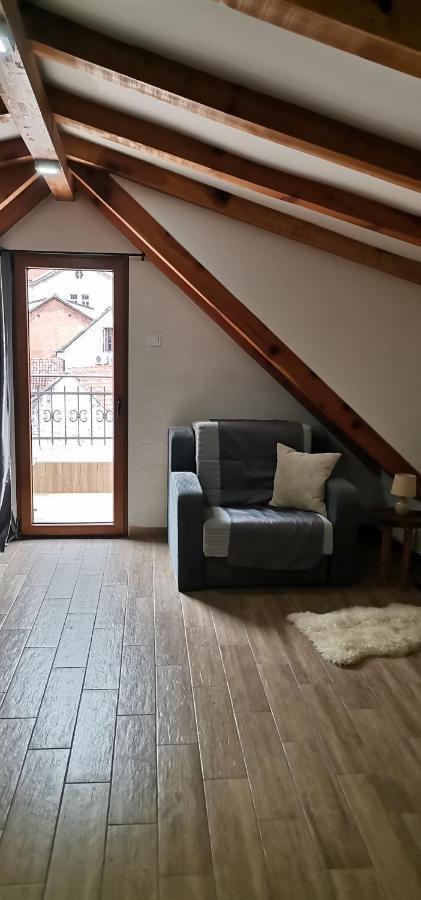 Casa Di Appartamento *